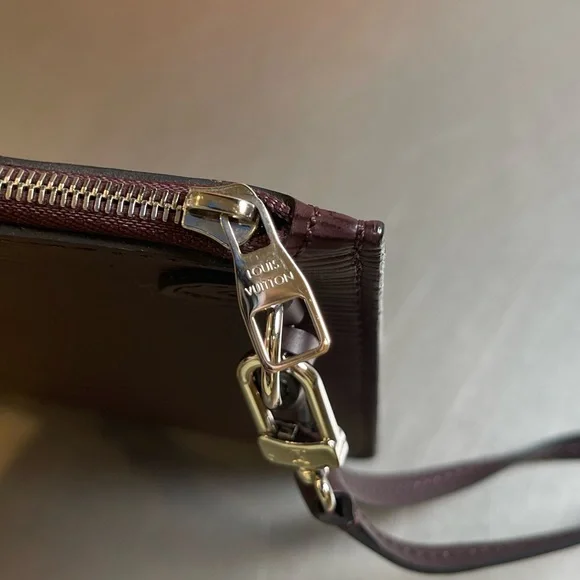 Louis Vuitton Plum Wristlet Clutch - Picture 5 of 12